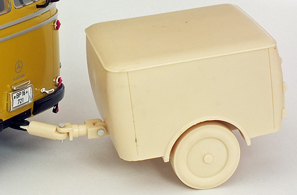tl_files/bilder/MO-Miniatur/Bus Anhaenger 01.jpg