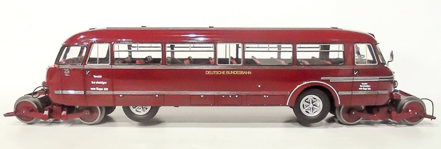 tl_files/bilder/MO-Miniatur/MO-Minatur_2015-02 Schi-Stra-Bus_01k.jpg