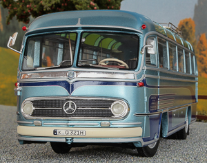 Mercedes-Benz O 321 von MO-Miniatur, Spur1. Foto: MO-Miniatur Reisebus_02.jpg