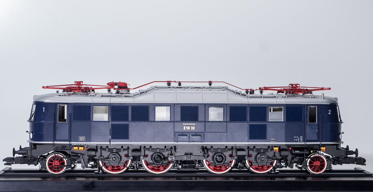 tl_files/bilder/Maerklin/E18H/Maerklin E18-3.jpg