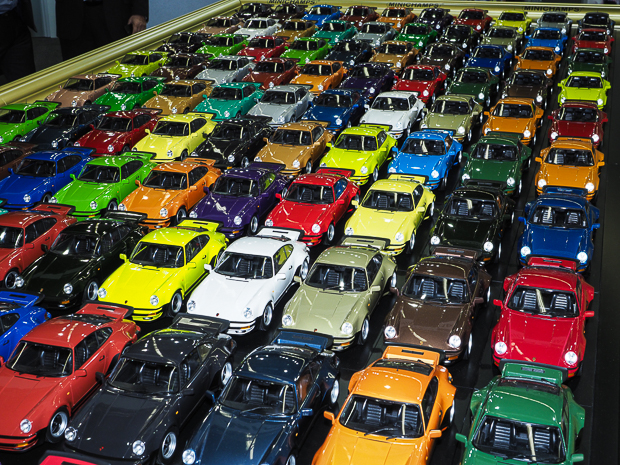 Porsches von Minichamps auf der Spielwarenmesse 2017. Foto: Friedhelm Weidelich