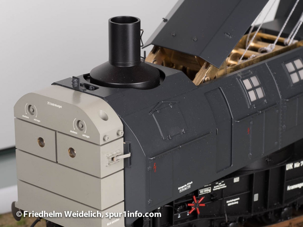 tl_files/bilder/Sinsheim2016-3/FB Spur1Exkl. 90t-Kran.jpg
