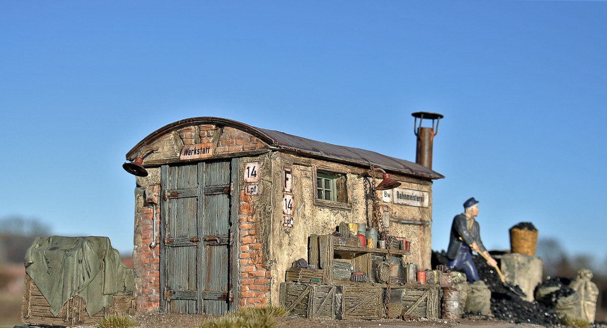 Behelfswerkstatt der Weathering Factory, 1:32. Foto: Ralf Nickel