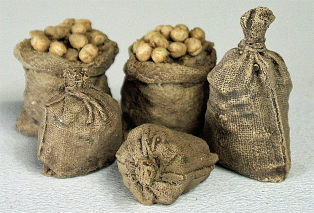 tl_files/bilder/WeatheringFac/Keramik/Kartoffelsack.jpg