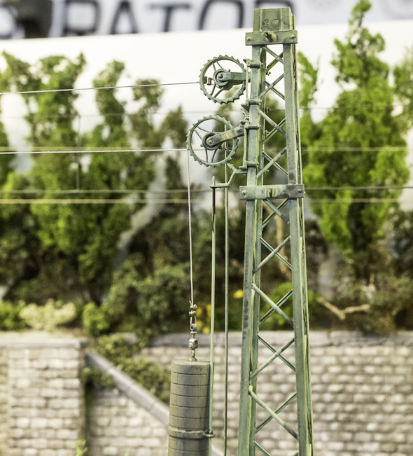 Oberleitung auf Diorama Lauscha von PAJ Modelbouw, Spur 1
