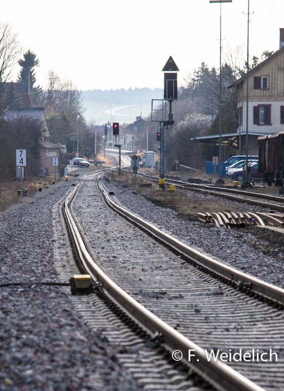 Schlecht verlegtes Gleis der DB Netze, Foto: Friedhelm Weidelich