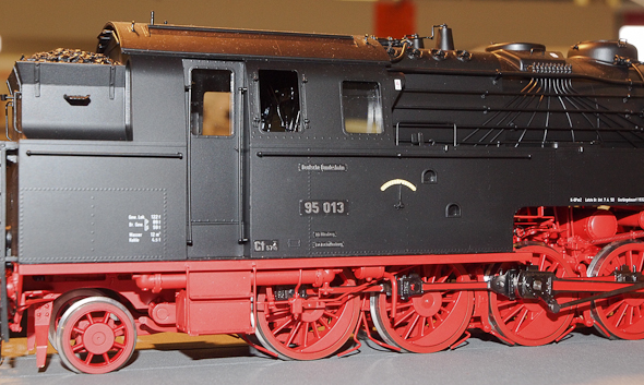 Teilansicht der Baureihe 95 von Kiss, Spur 1
